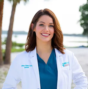 Dr Amber Rowe